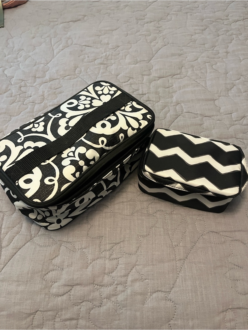 Black and White Patterned Cosmetic and Jewelry Travel Cases